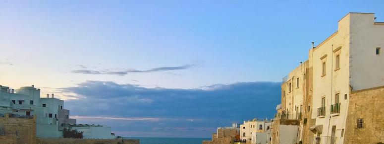 houseatravel en polignano-wins-the-award-for-most-welcoming-city-in-the-world 011